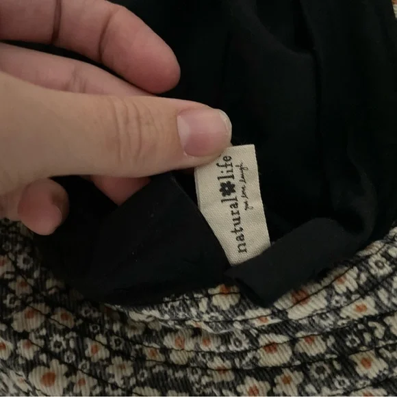 Natural Life Floral Bucket Hat - Picture 2 of 6